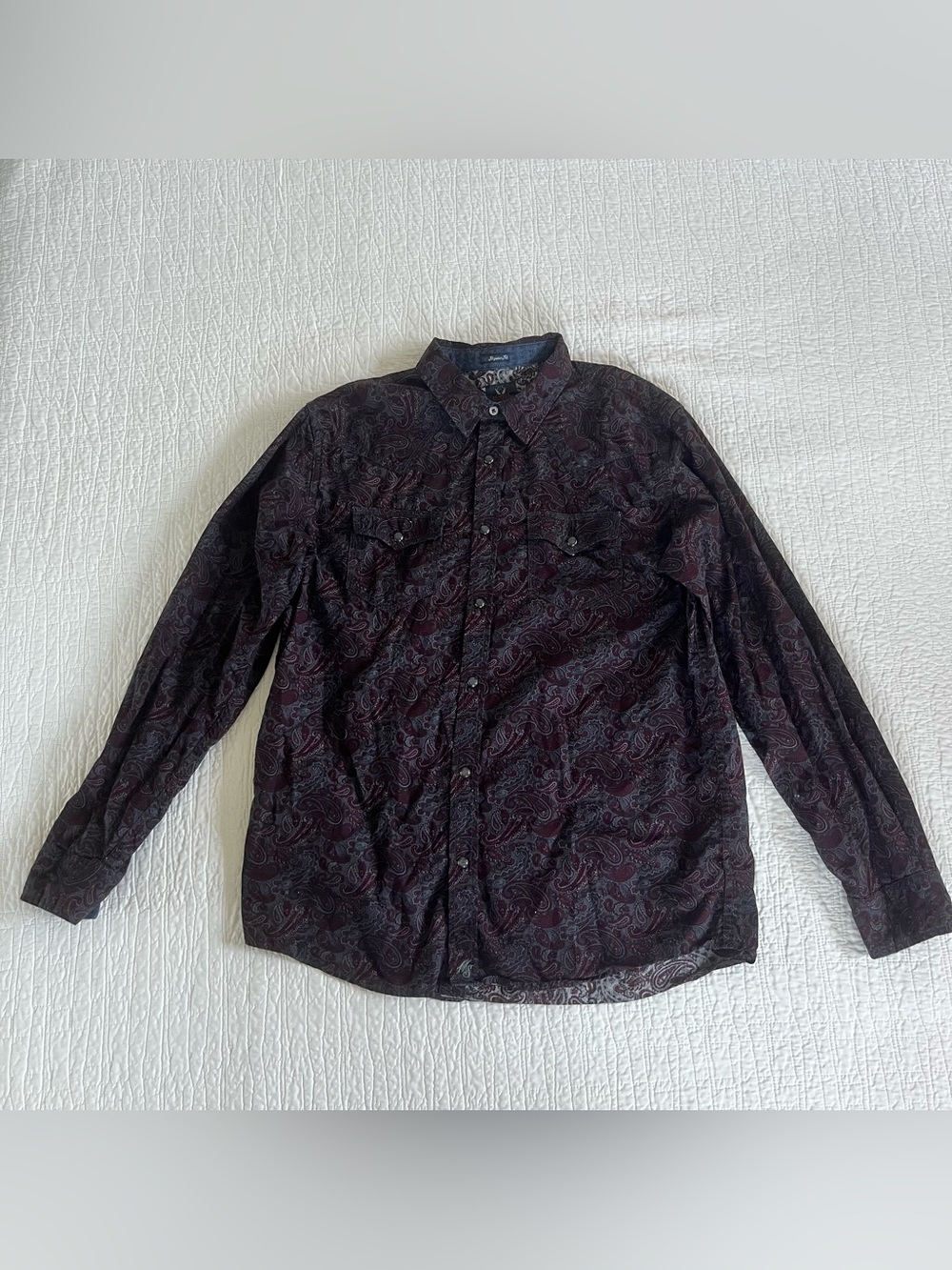 Moonshine Spirit Paisley Button-Up Shirt in Burgundy and Blue Size L